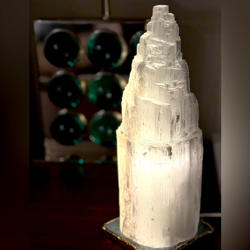 Australian Selenite Lamp‎